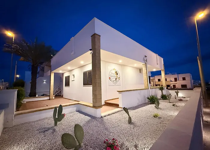 Donna Ginevra Rooms - A soli 300m dalla Spiaggia Lido Marini