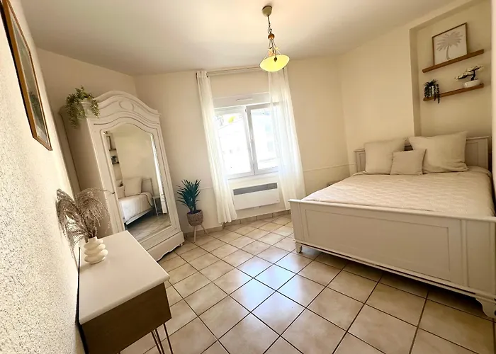 Reims Sherpa Guest House