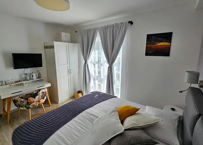 Hotels in Malinska
