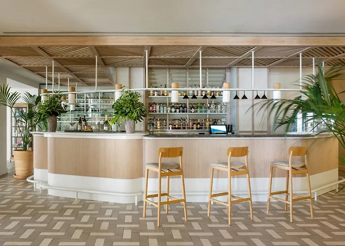 Hotel ME by Meliá Sitges Terramar