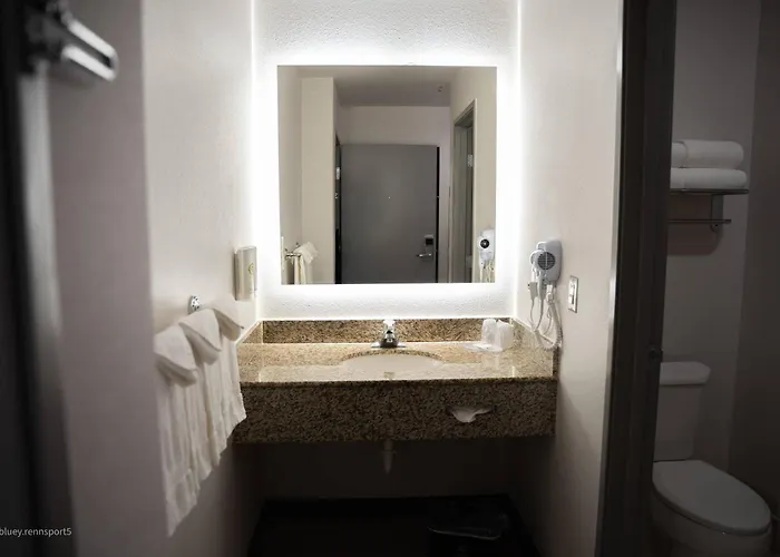 Tukwila Hotels
