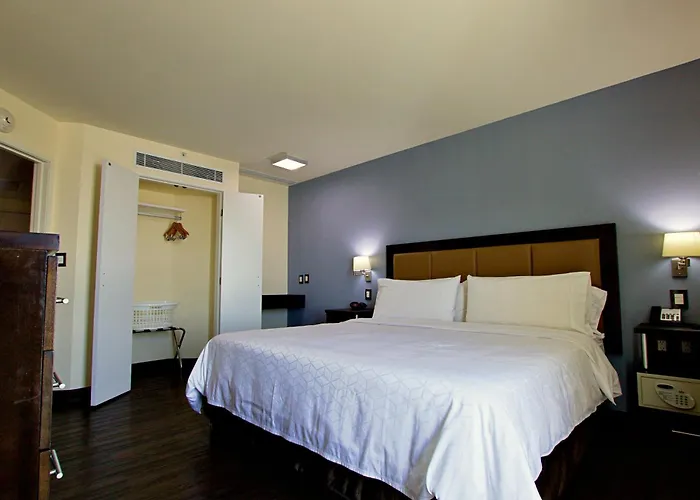 Candlewood Suites - Celaya By Ihg