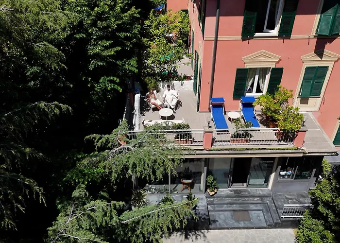 Deiva Marina Hotels