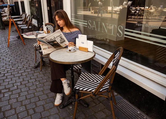 The Saints Sutor Hotel Breda