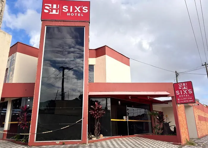 Six'S Hotel