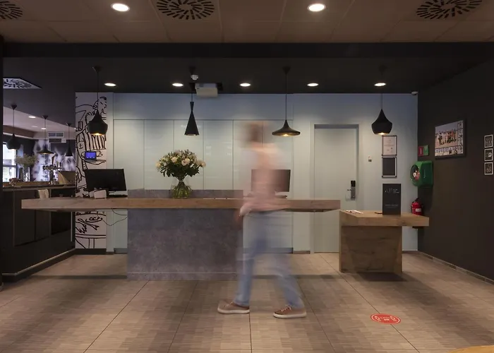 Hotel Ibis De Panne