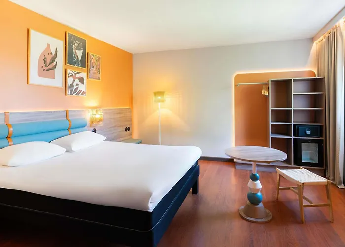 ibis Golfe de Saint-Tropez