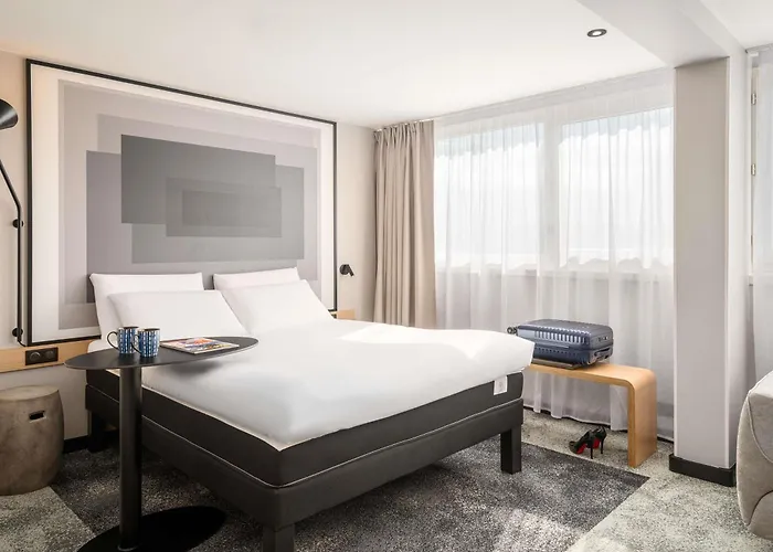 Ibis Villefranche Sur Saone Limas