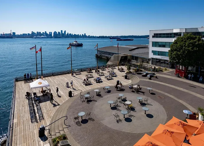 Hotels in North Vancouver