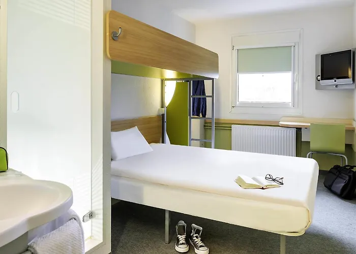 Rambouillet Hotels