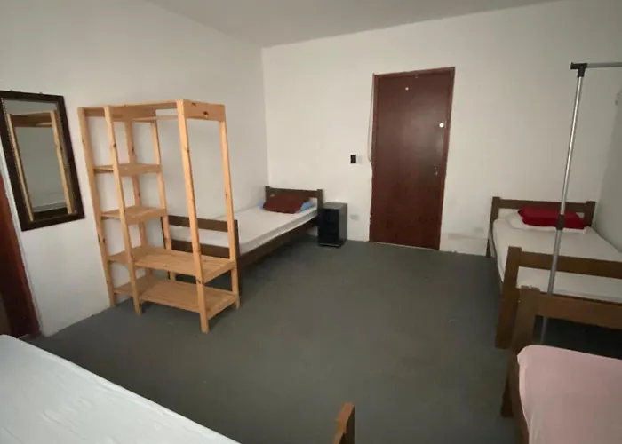 Hostel Salus Barueri