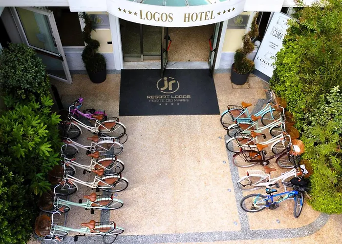 iH Hotels Logos Forte Dei Marmi