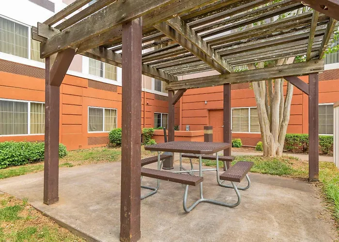 Extended Stay America Select Suites - Atlanta - Marietta - Wildwood