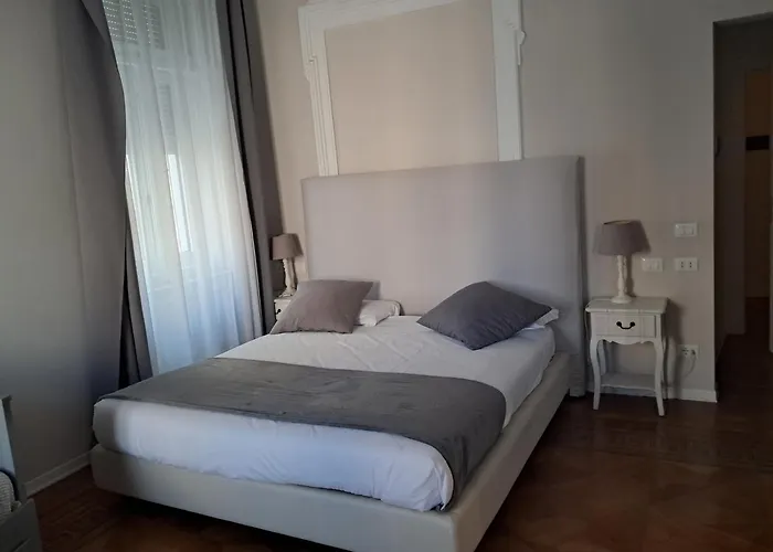 Ponterosso Suite Trieste