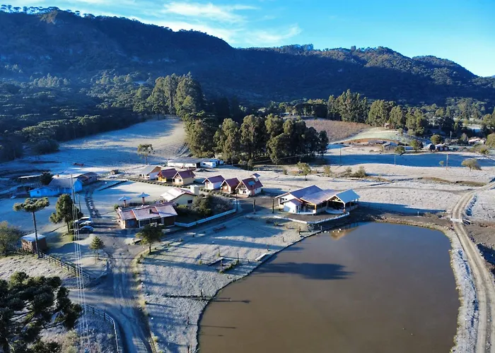 Pousada Rural Pavão - Suites e Chalés