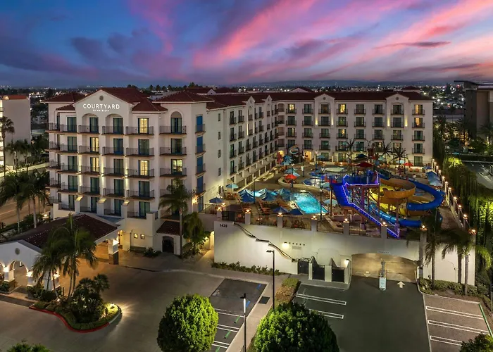 Courtyard By Marriott Anaheim Theme Park Entrance Hotel