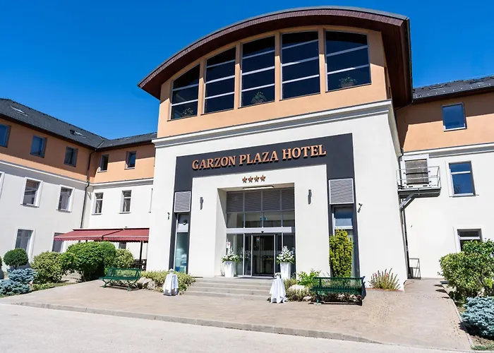 Hotel Garzon Plaza Győr
