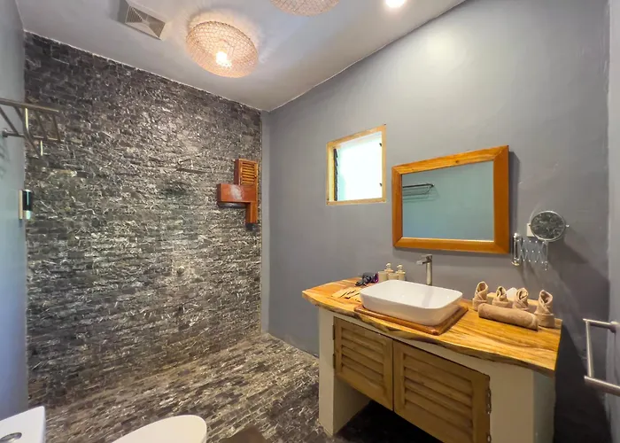 Dapitan Hotels