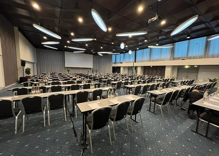 Crowne Plaza Zuerich By Ihg Hotel