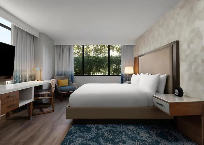 Newport Beach Hotels