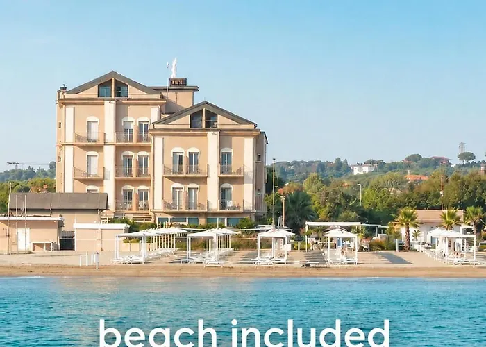 Hotel Liberty Beach - Parking & Beach