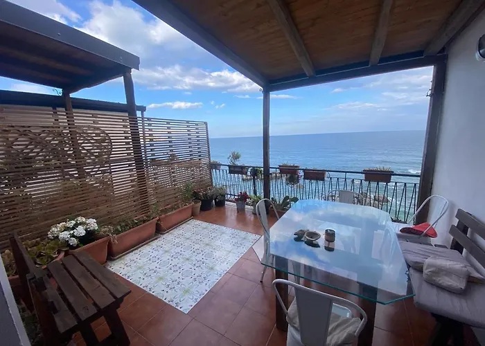 Teocle Beach Rooms Giardini Naxos