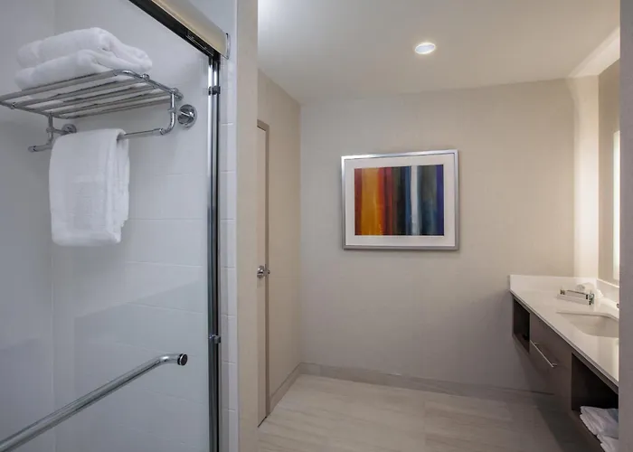 Holiday Inn Cleveland Clinic By Ihg