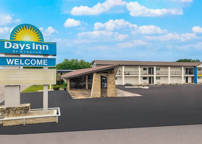 Gatesville Hotels
