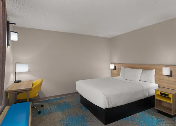 Mandan Hotels