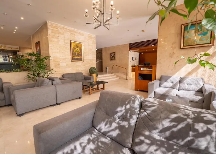 Maadi Hotel