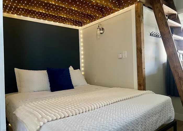 Bayfield Hotels