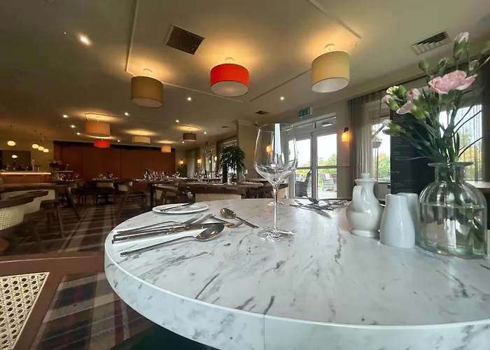 Coleford (Gloucestershire) Hotels