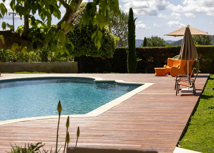17 meilleurs Hôtels Spa à Lourmarin pour une Escapade Relaxante