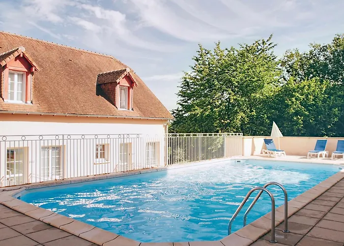 Terres de France - Appart'Hôtel La Roche-Posay