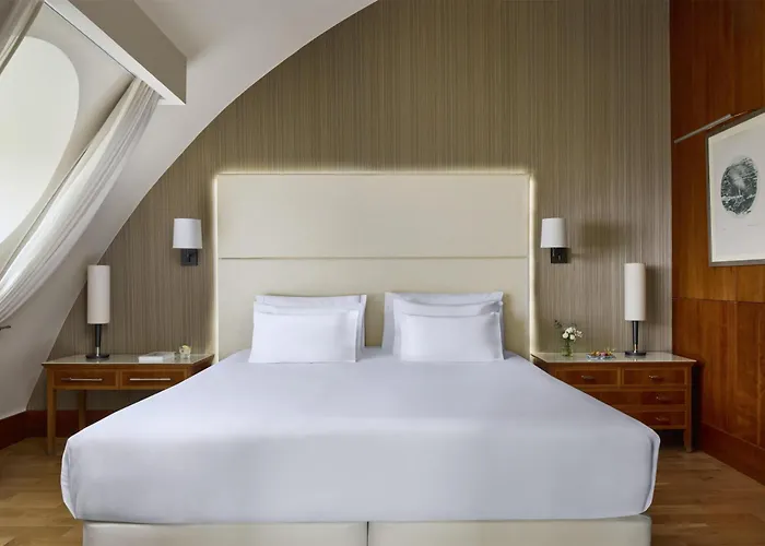 Nh Collection Vigo Hotel