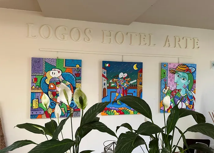 iH Hotels Logos Forte Dei Marmi