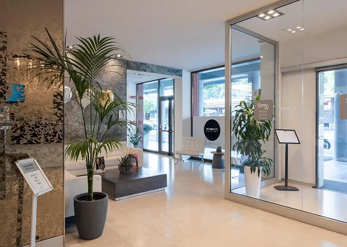 4 Viale Masini Hotel