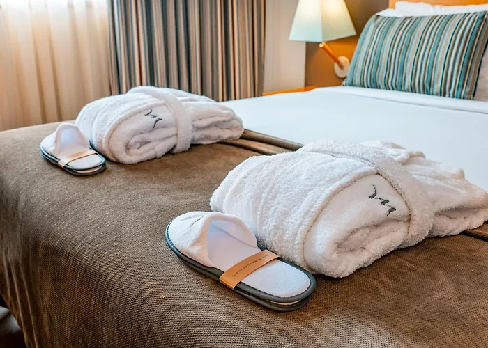 Almada Hotels
