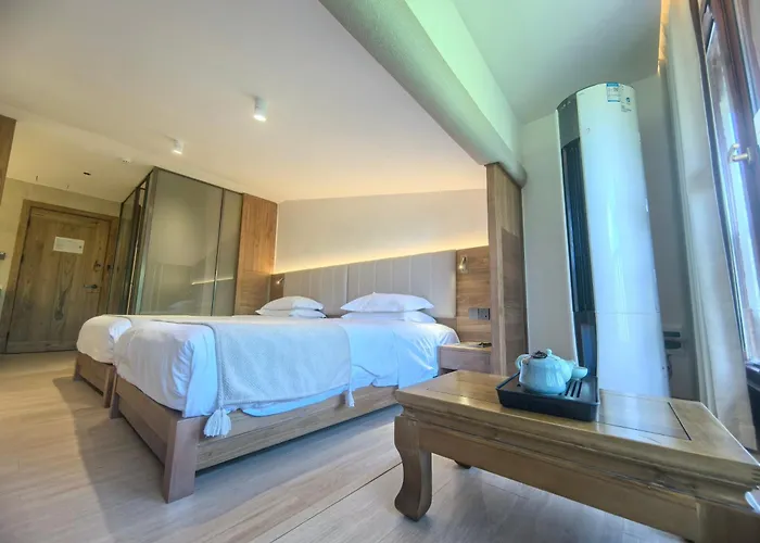Yangshuo Hotels