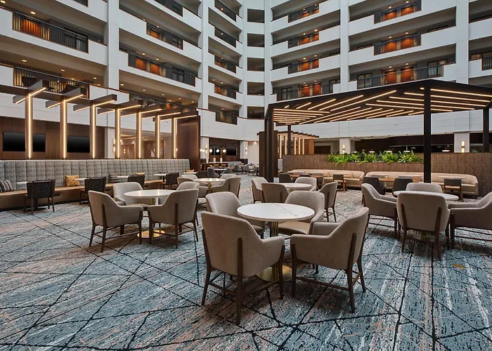 Embassy Suites By Hilton Franklin Cool Spring