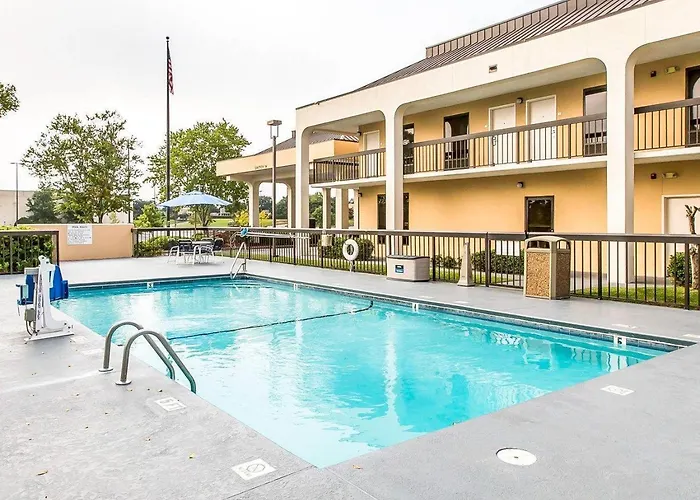 Quality Inn At The Mall - Valdosta
