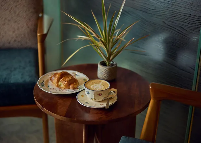 Haven Hotel Rotterdam, Curio Collection By Hilton