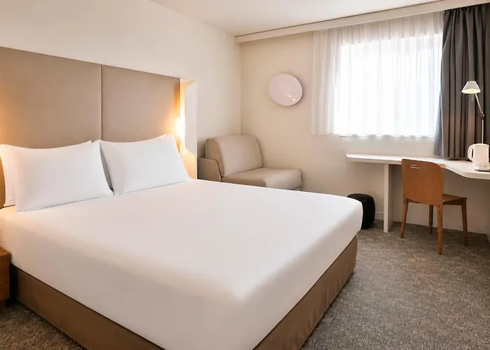 Hotel Campanile PRIME - La Roche Sur Yon Centre Gare