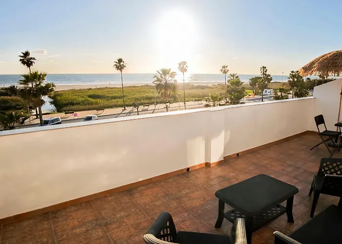 Hotel Playa Conil - Beachfront Studios & Suites Conil De La Frontera