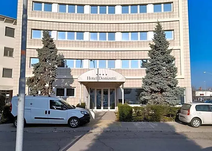Hotel Donizetti Lallio