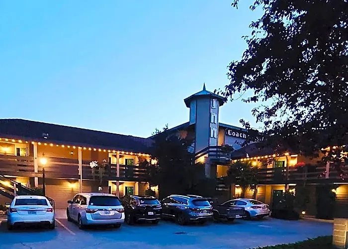 Oak Harbor Hotels