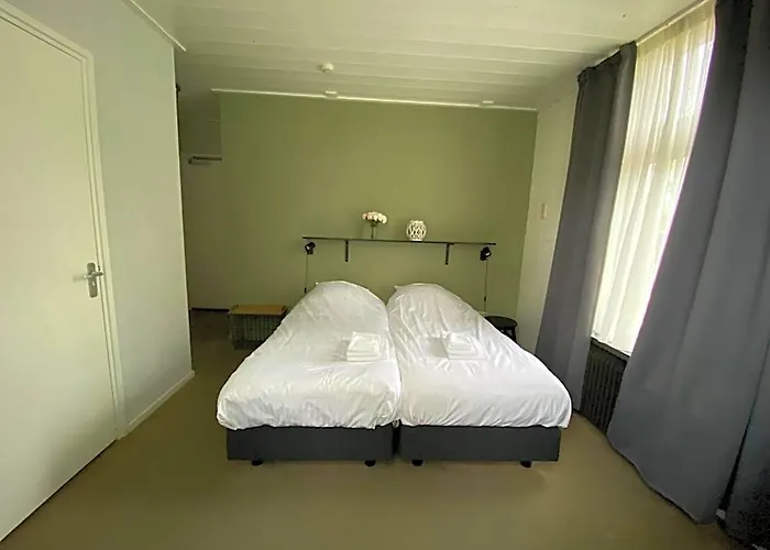 Hotels in Dalen