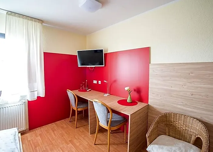 Hotels in Heubach (Baden-Wurttemberg)