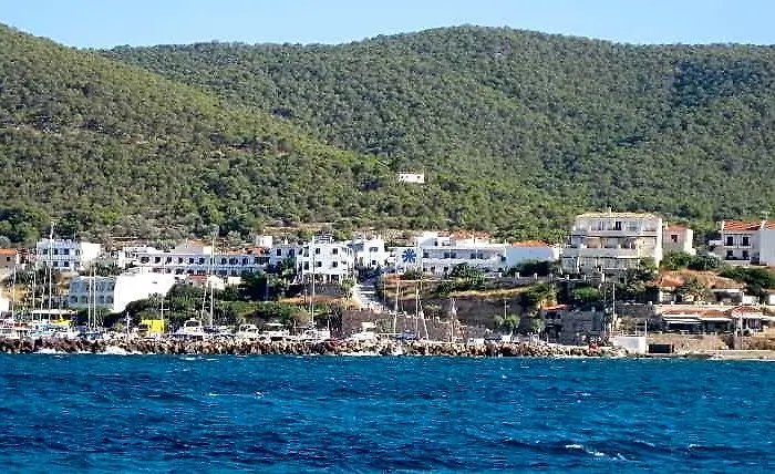 Hotel a Agistri Town