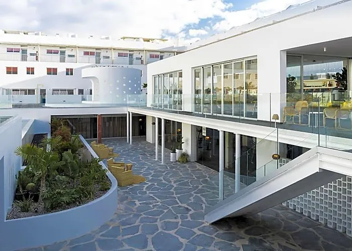 Hotels in FUERTEVENTURA ISLAND